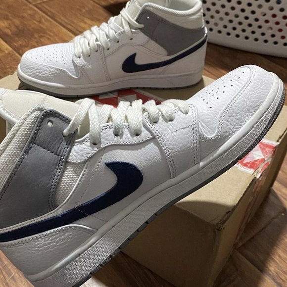 Jordan 1 Paris Size 9 - Picture 4 of 4